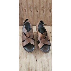 Born 100% brown leather strappy wedge sandals 11